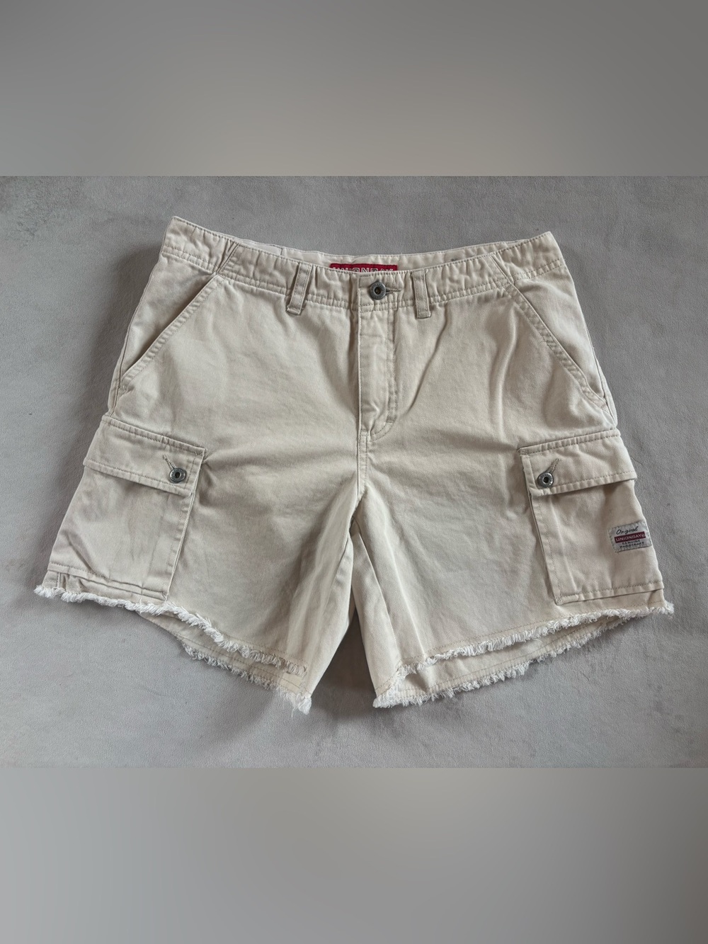 Vintage Unionbay Y2K Cream Cargo Utility Shorts Raw Hem Size 9